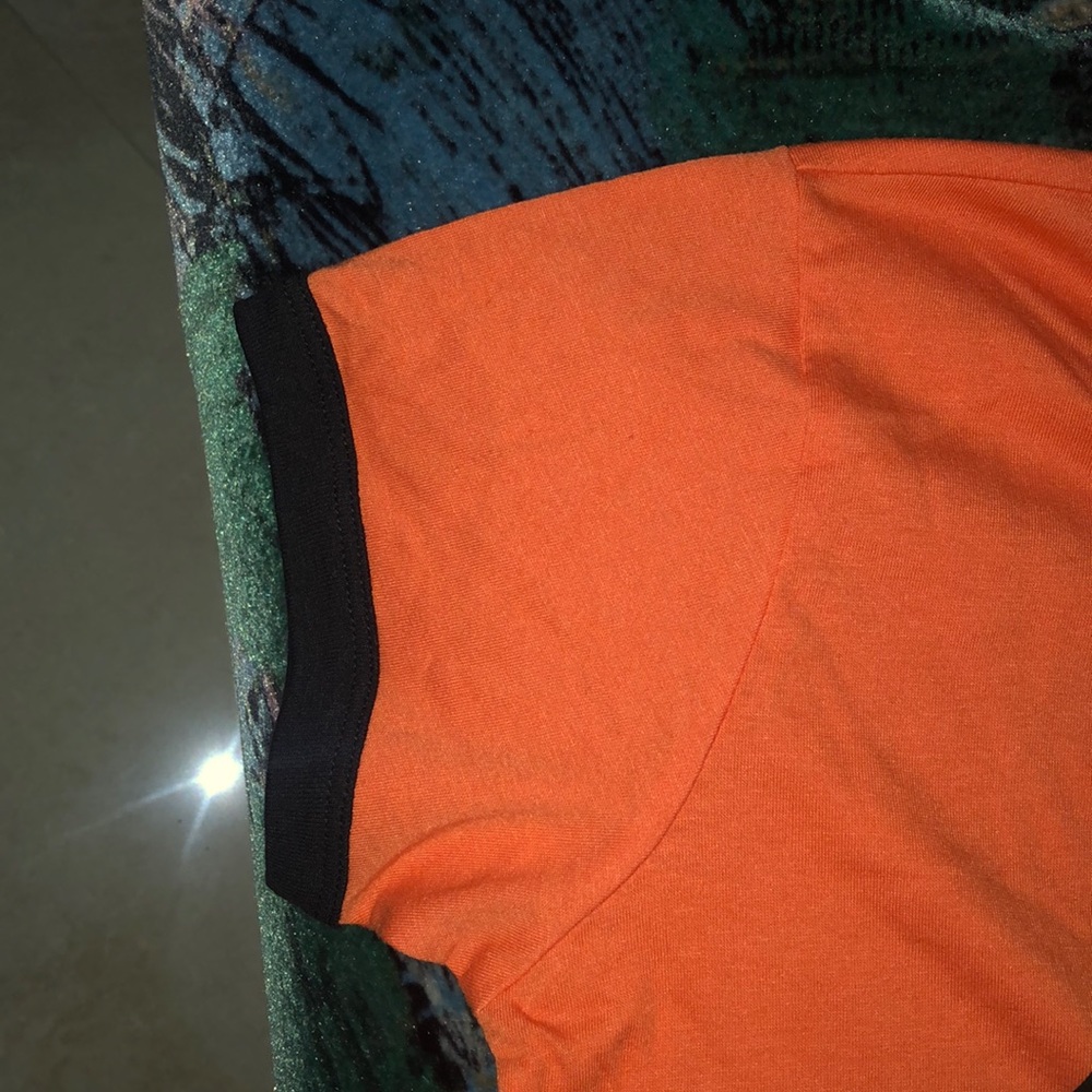 Halloween shirt Medium - Picture 3 of 4